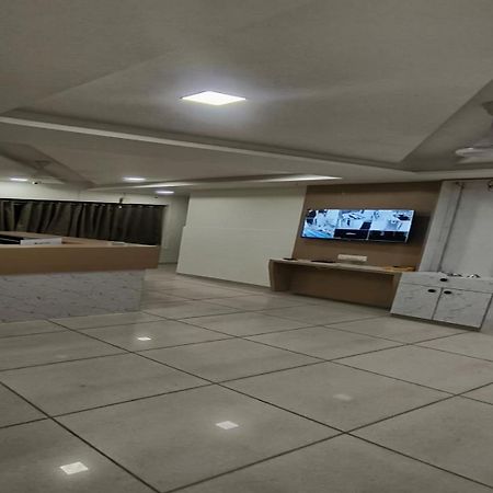 Hotel Nest View 아흐메다바드 외부 사진